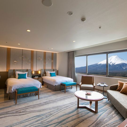 Highland Resort Hotel & Spa