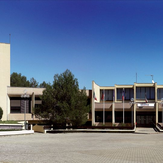Skema Business School