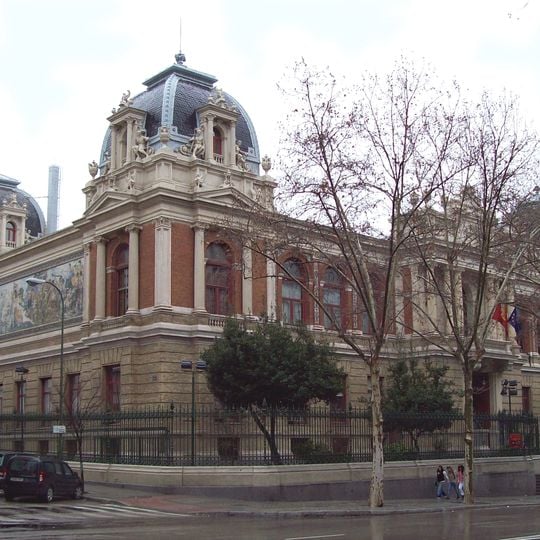 Edificio de la Escuela Técnica Superior de Ingenieros de Minas y Energía