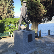 Monumento a Konrad Adenauer