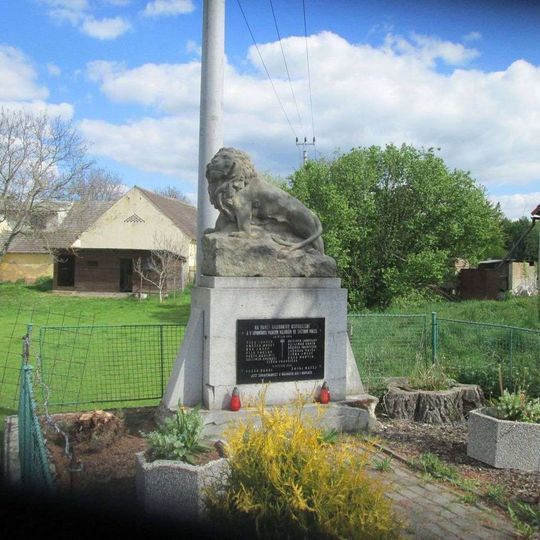 Pomník padlým v Nekmíři