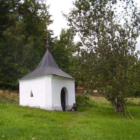 Kaplička nad pramenem