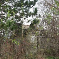 Kříž u silnice z Úpohlav do Třebenic