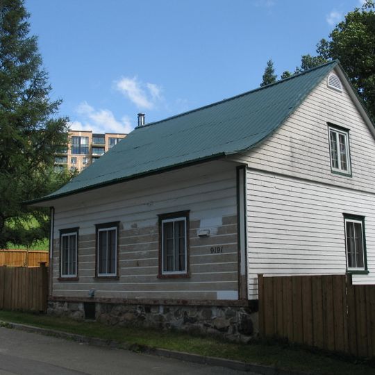 9191, place Hector-Laferté