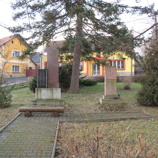 Pomník padlým v Hořešovicích