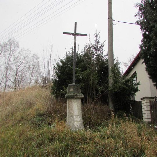 Kříž u řeky Jihlavy v Dolní Cerekvi