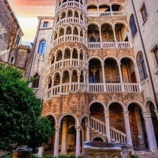Palazzo Contarini del Bovolo