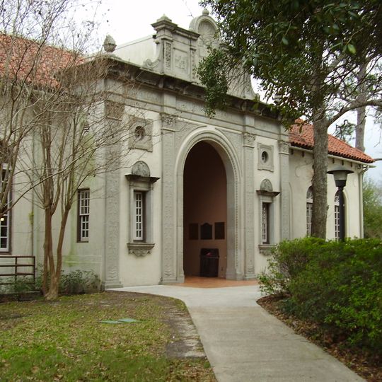 Heights Neighborhood Library