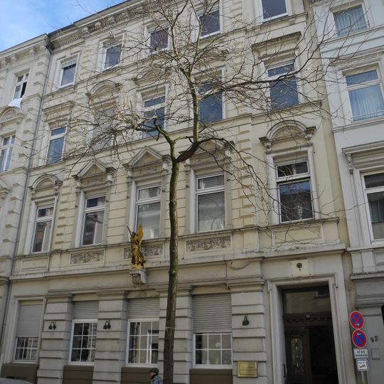 Ernststraße 39
