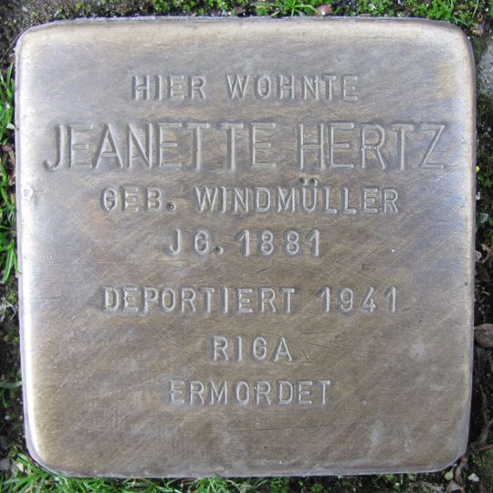 Stolperstein dedicated to Jeanette Hertz
