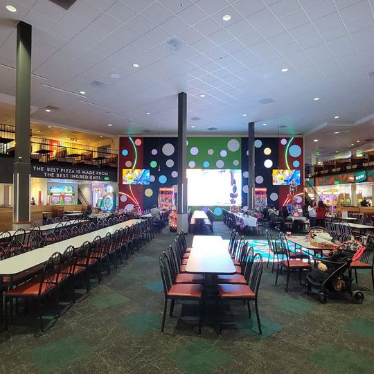 Chuck E. Cheese