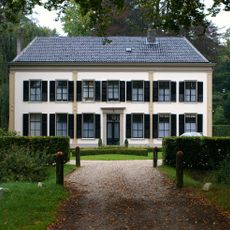 De Vollenhof: hoofdgebouw