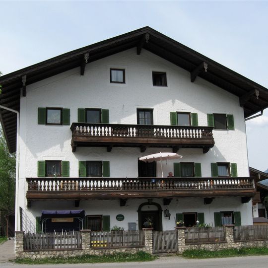 Carl-Hagen-Straße 4