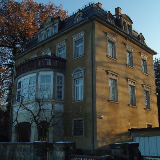 Meußlitzer Straße 1