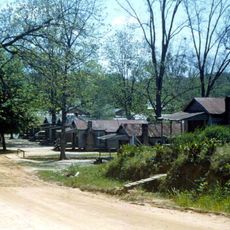 Smoky Hollow Historic District