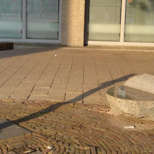 Monument op het Hofplein