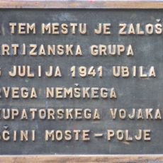 Spomenik prvemu strelu na okupatorja