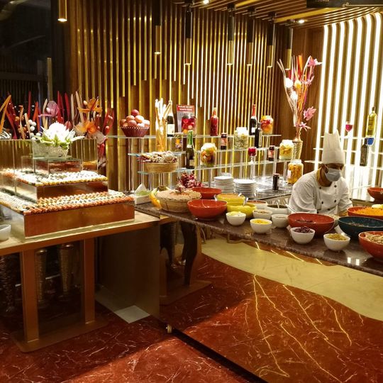 The Pan Pacific Lounge
