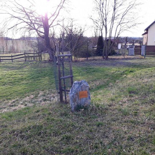 Památník lípy republiky v Tlucné