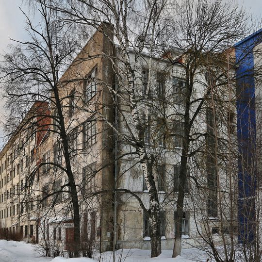 Фабрика «Свободный пролетарий», построена в 1927-1929 гг. – годы первых пятилеток