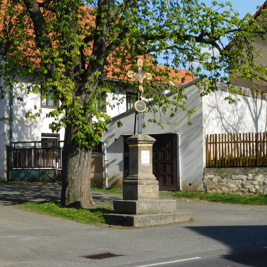 Kříž v Jesenici v Plzeňské ulici