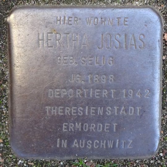 Stolperstein en memoria de Hertha Josias