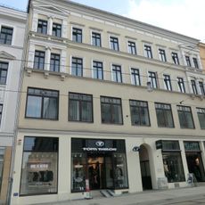 Wohn- und Geschäftshaus in geschlossener Bebauung Berliner Straße 5