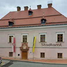 Amtsgebäude, ehem. Hofhaus/heute Rathaus