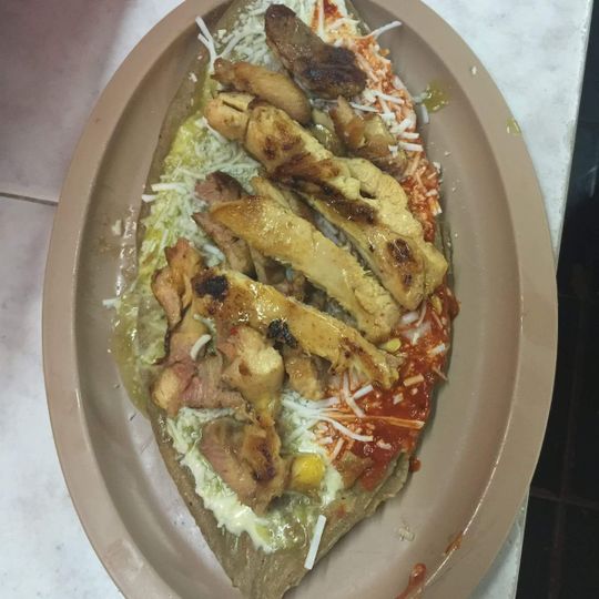 Huaraches y gorditas de la 12