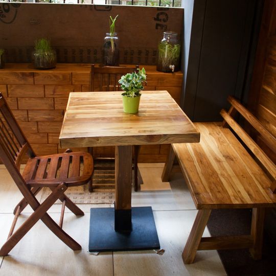 Garde Manger Cafe and BAKERY