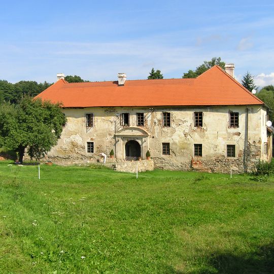 Jemniště