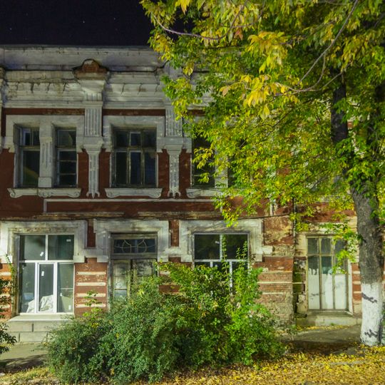 Магазин со складом