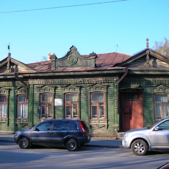 Khokhryakova Street 24, Tyumen