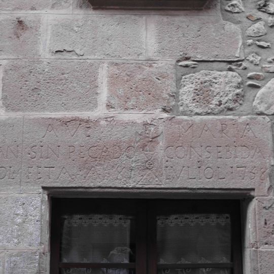 Lintel Can Pere Petit