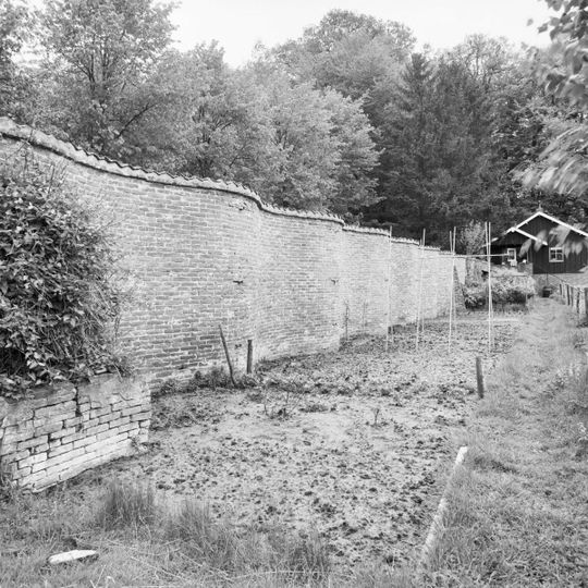 Slangenmuur, Hilverbeek