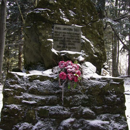 Pomník padlým partyzánům v Morávce