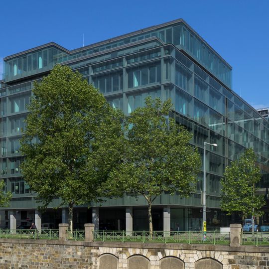 Vordere Zollamtsstraße 13