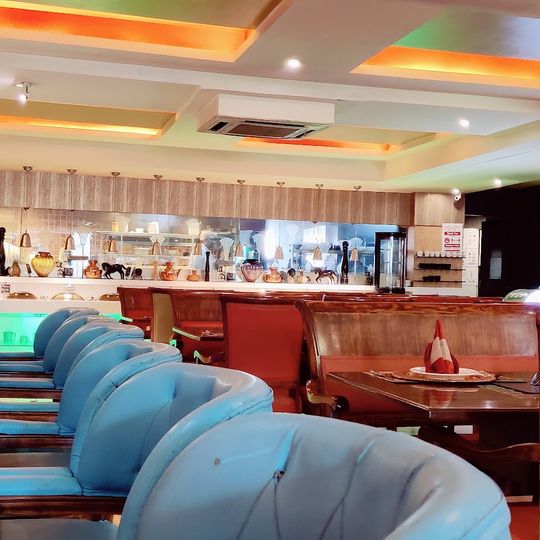 Grills & Platters By Pind Balluchi, GK-1