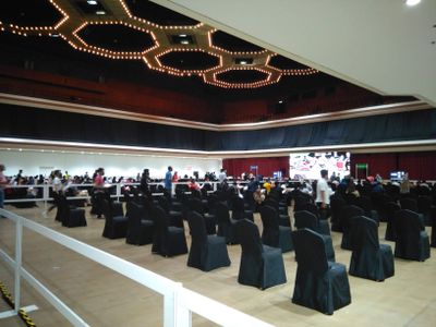 Interior 0