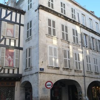 Rue du Palais