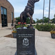 K9 Legacy Monument