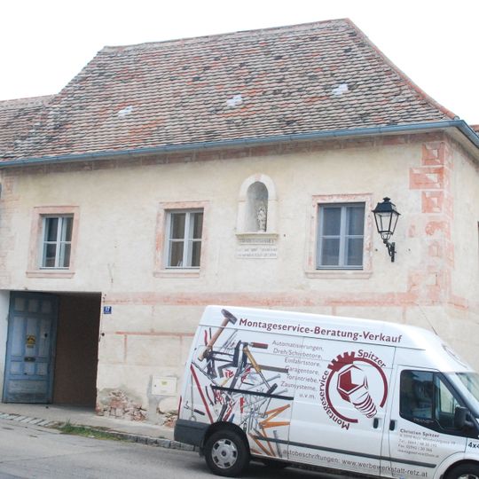 Wohn- und Geschäftshaus