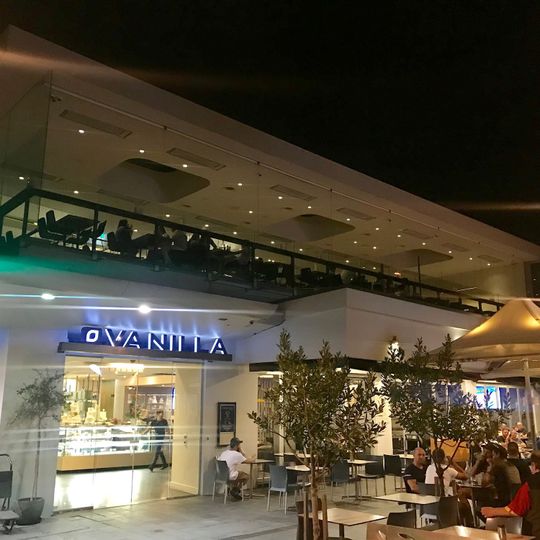 Vanilla Lounge and Cakes