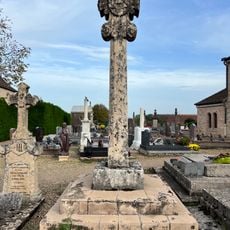 Cemetery cross of Huilly-sur-Seille