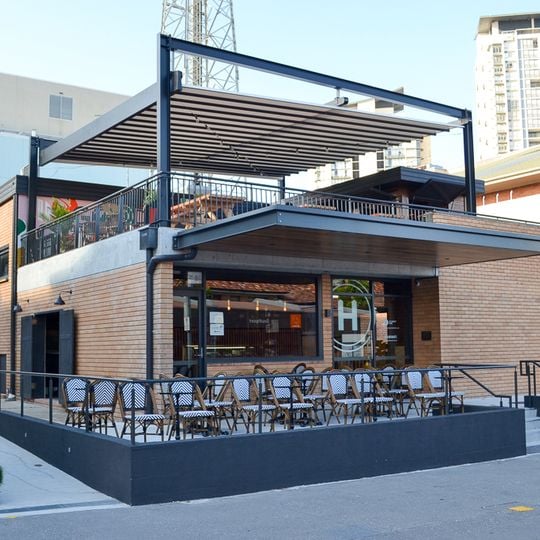 Mr PP's Rooftop and Laneway