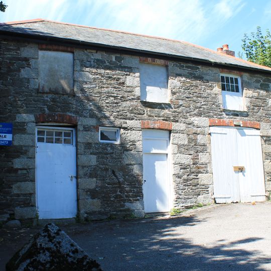 Coach House To North Of The Vicarage