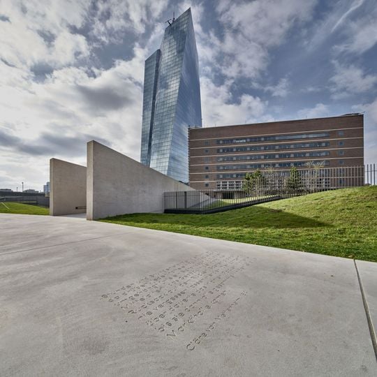 Memorial at the Frankfurt Grossmarkthalle