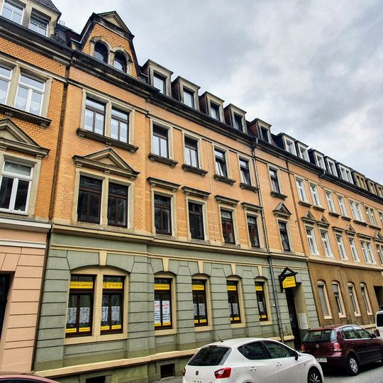 Mietshaus in geschlossener Bebauung Karl-Liebknecht-Straße 20