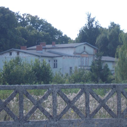 Manor house in Trzciany