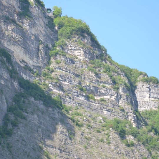 Funivia Mezzocorona-Monte